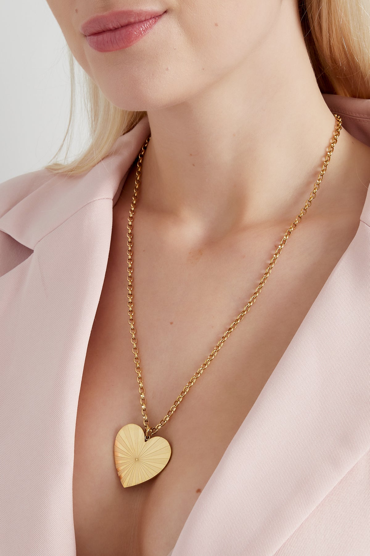 Collier femme avec pendentif cœur en acier inoxydable – couleur or – photo 4