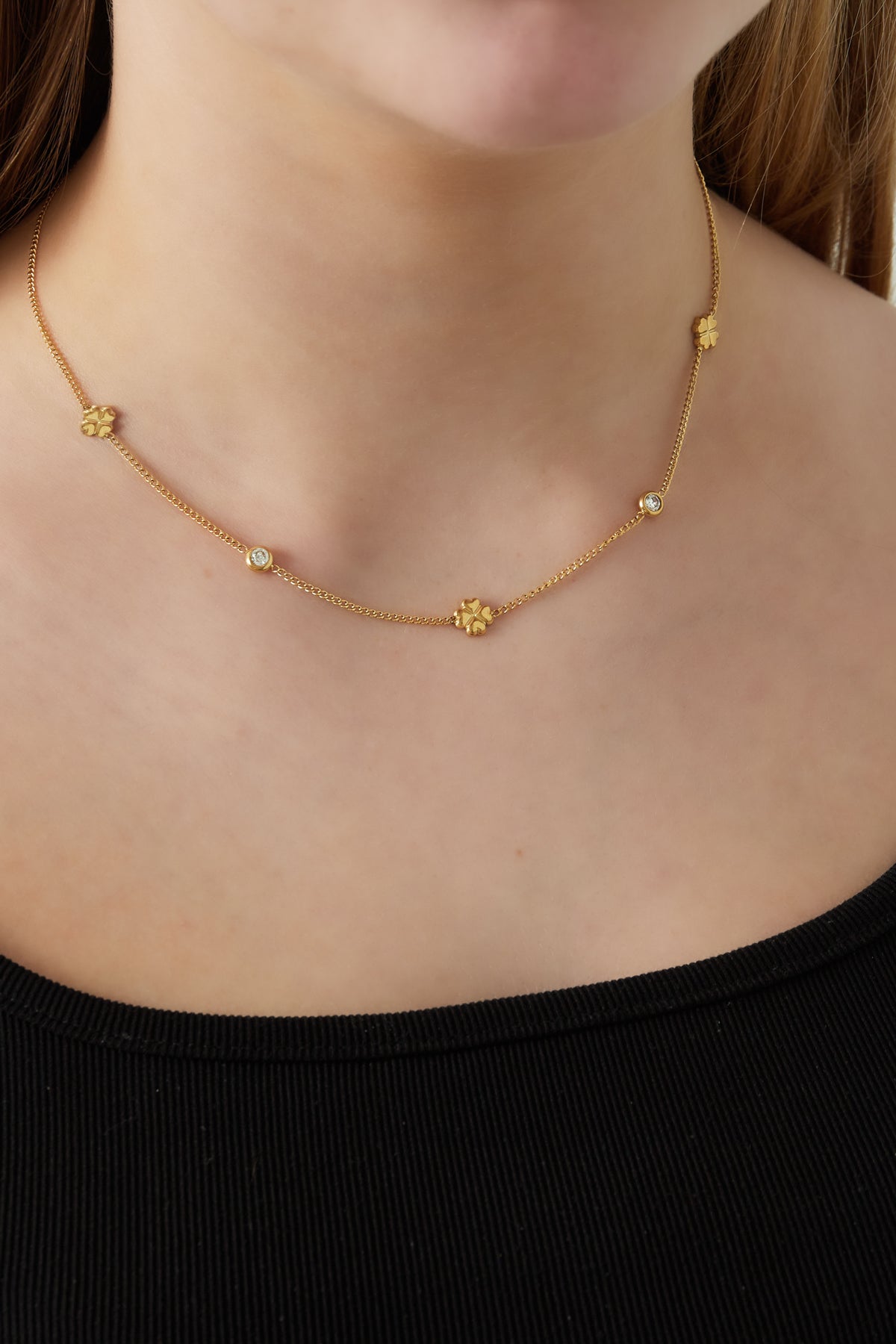 Women's stainless steel clover motif link chain necklace – gold-coloured – image 2