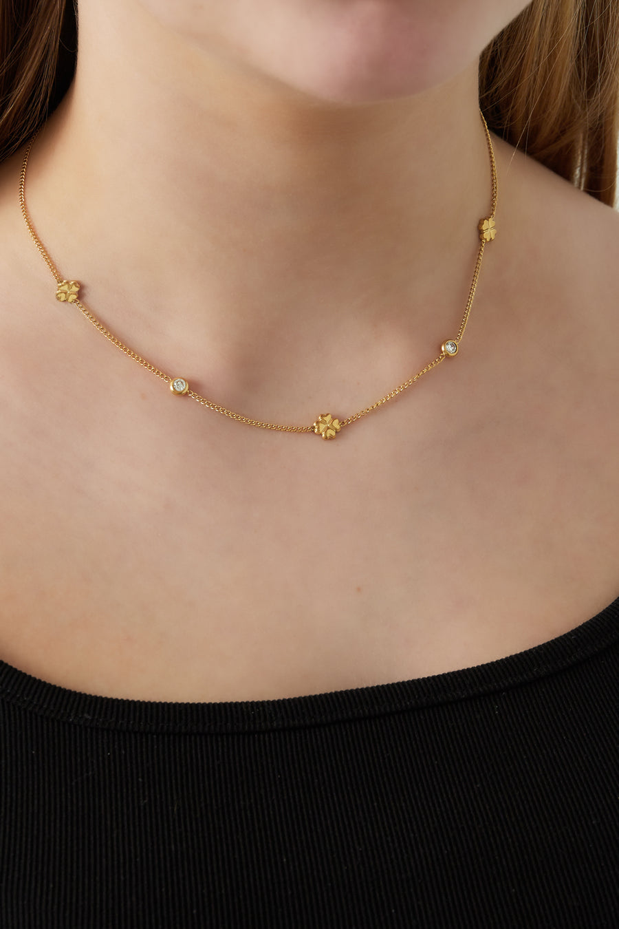 Chaîne à maillons pour femme en acier inoxydable avec motif trèfle – doré