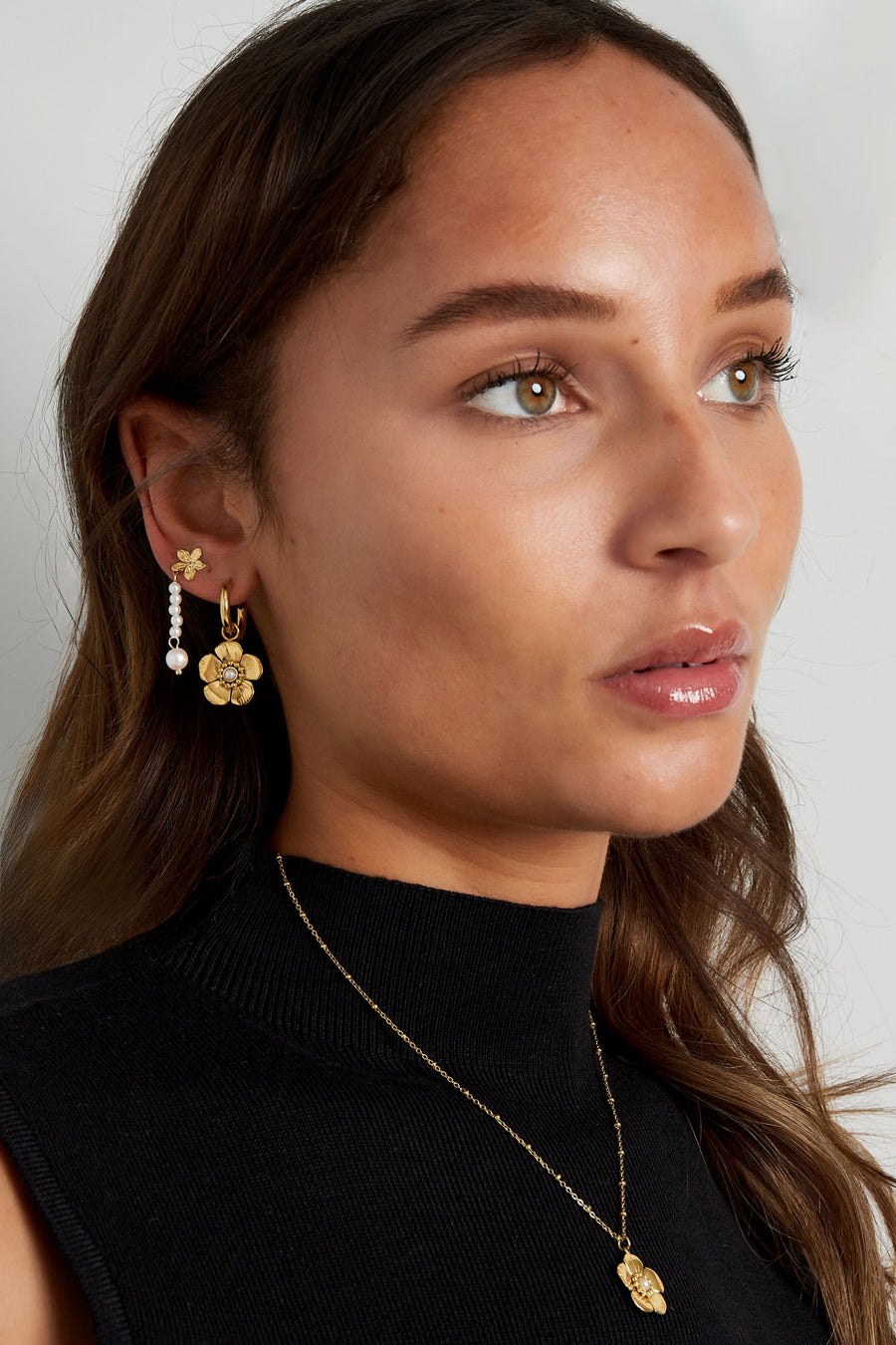 Boucles d'oreilles pendantes pour femmes en acier inoxydable, perles d'imitation à motif floral