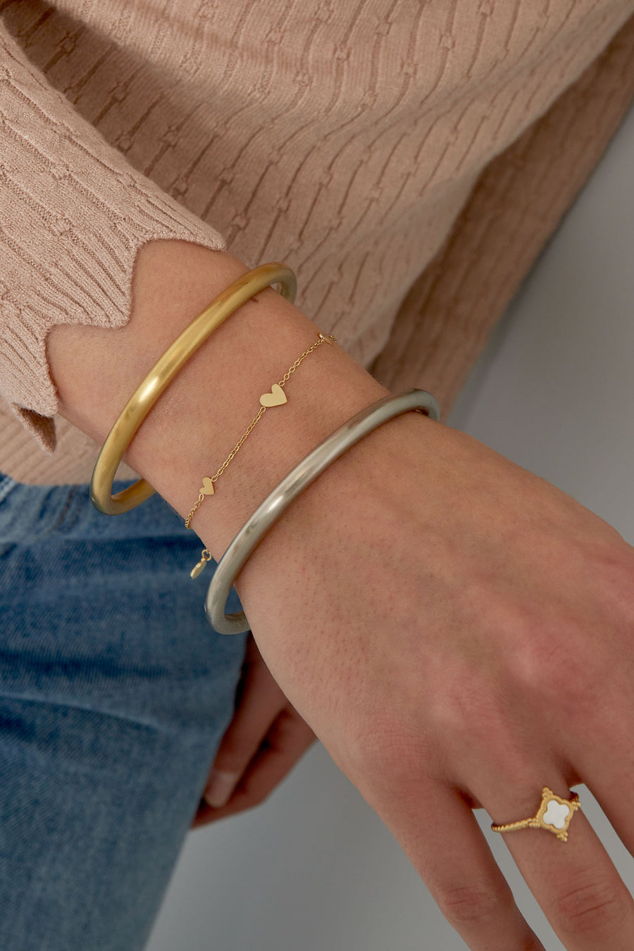 Bracelet à breloques pour femme en acier inoxydable avec cœur – ton or et ton argent