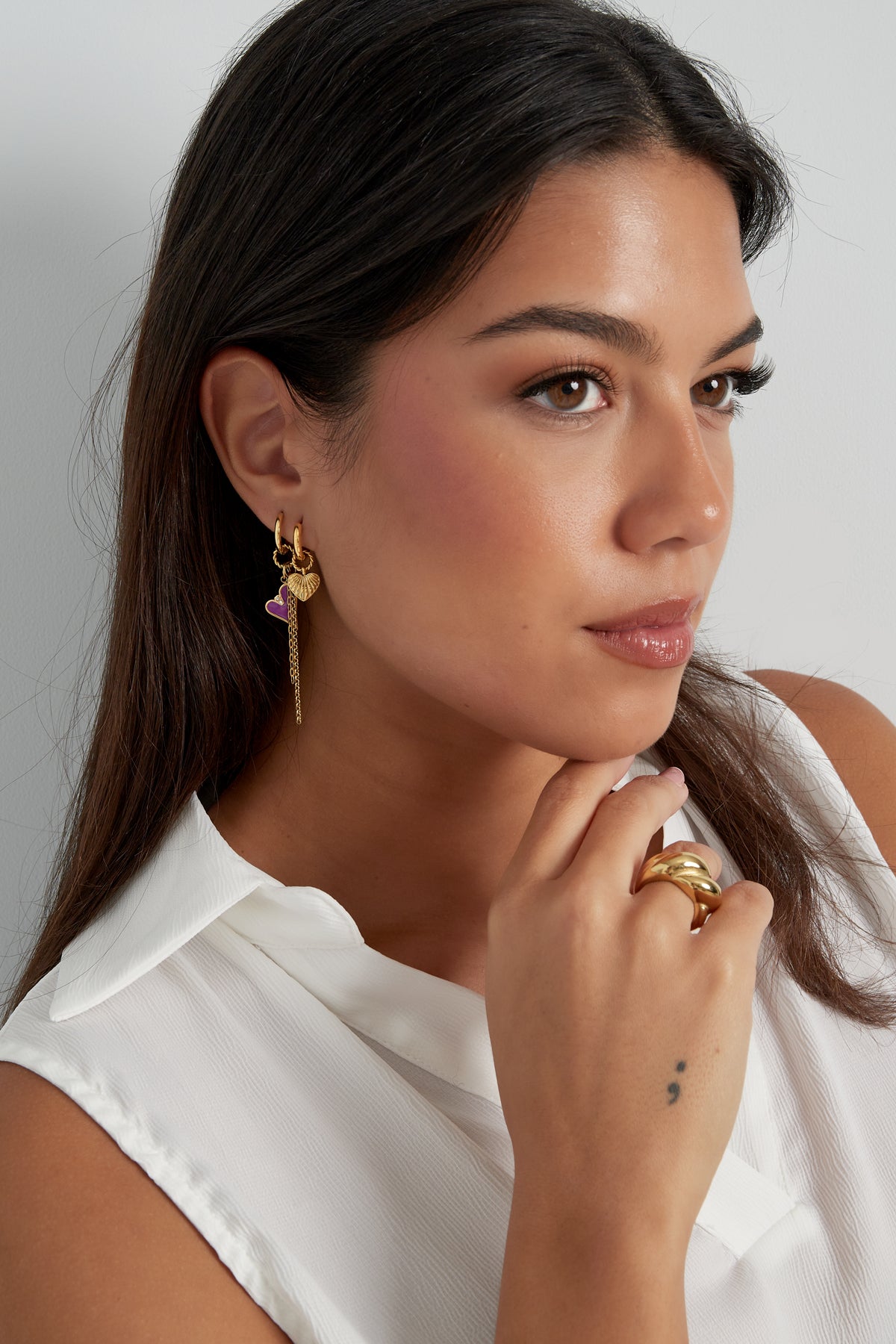Women's dangle earrings in stainless steel – gold and silver-coloured – image 3