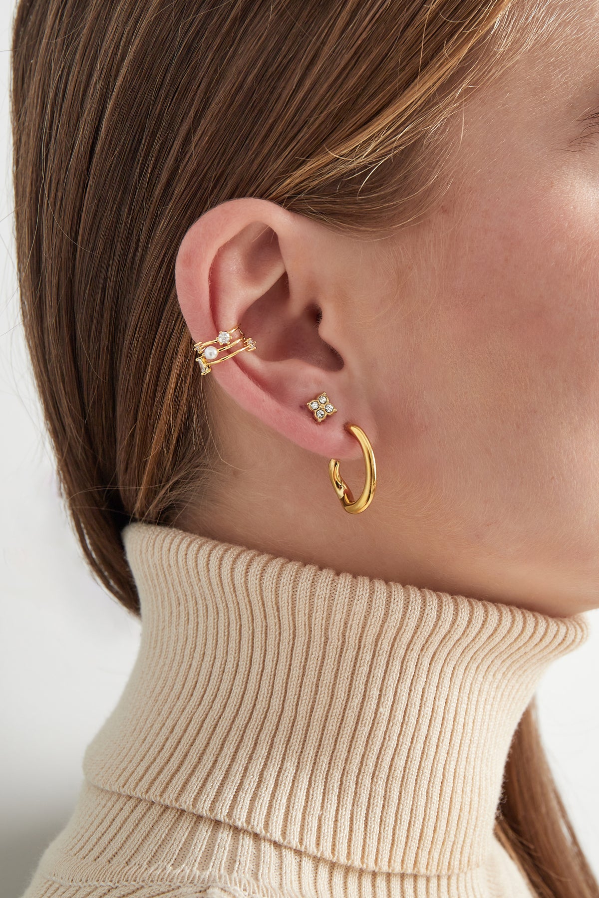 earcuff pearl glow