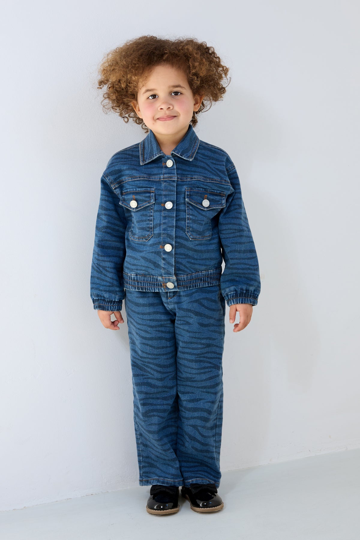 Veste en jean ample pour enfant à rayures – bleu – photo 4