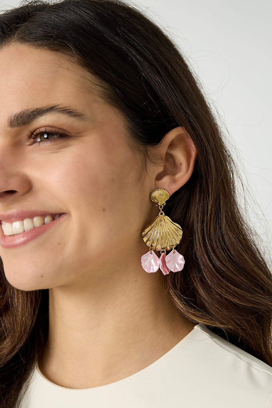 Boucles d'oreilles pendantes en acier inoxydable avec motif coquillage pour femmes – plusieurs couleurs