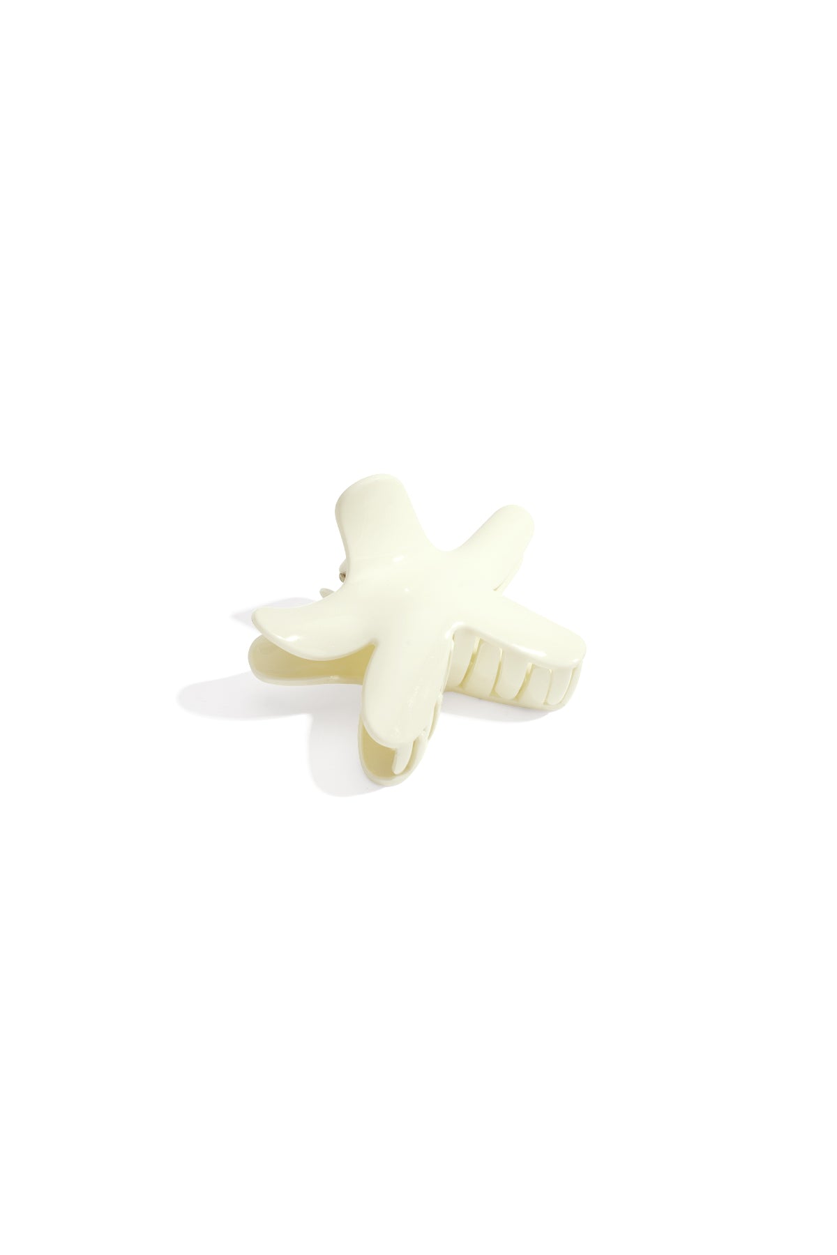 Pince à cheveux en plastique avec motif étoile de mer – coloris assortis