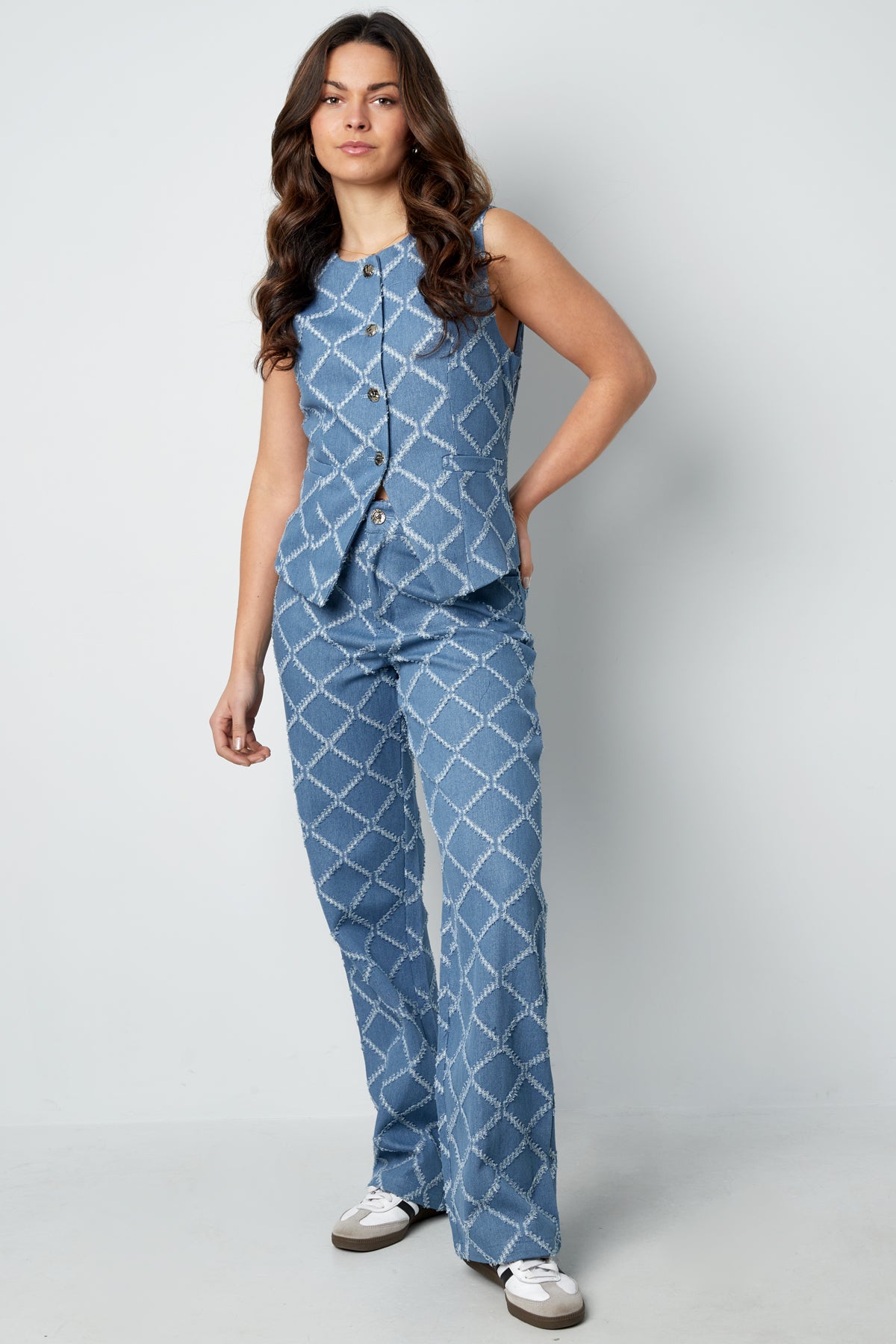 Top sans manches pour femme à motif géométrique et fermeture boutonnée – photo 3