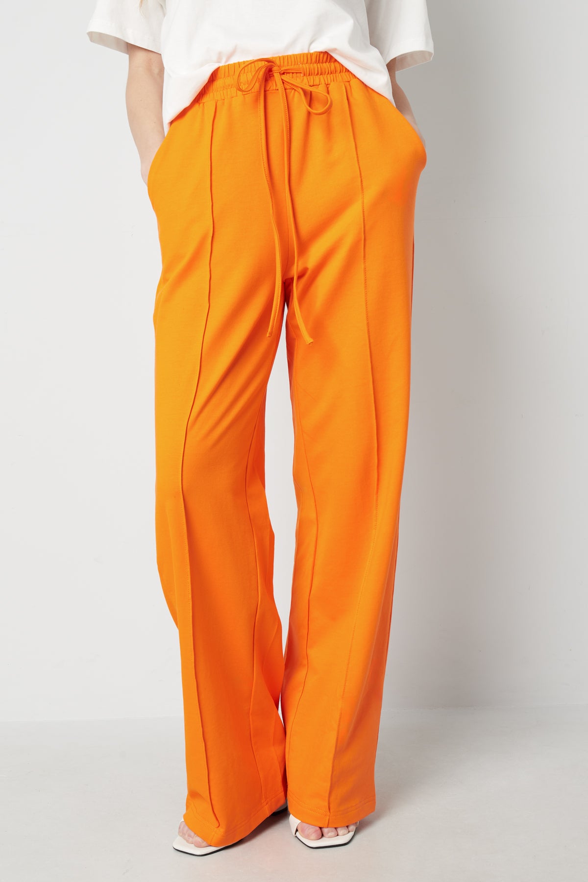 Pantalon large pour femme avec cordon de serrage à la taille – photo 3