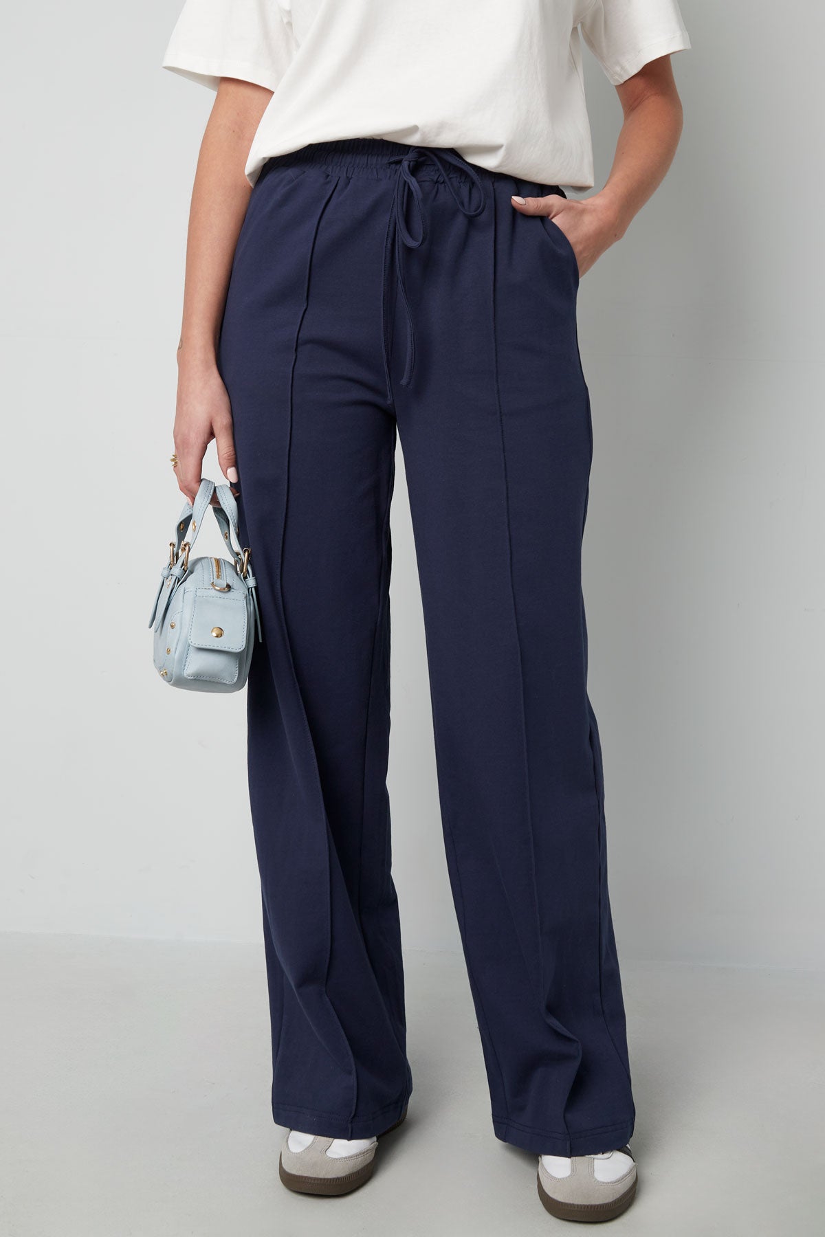 Pantalon large pour femme avec cordon de serrage à la taille – photo 2
