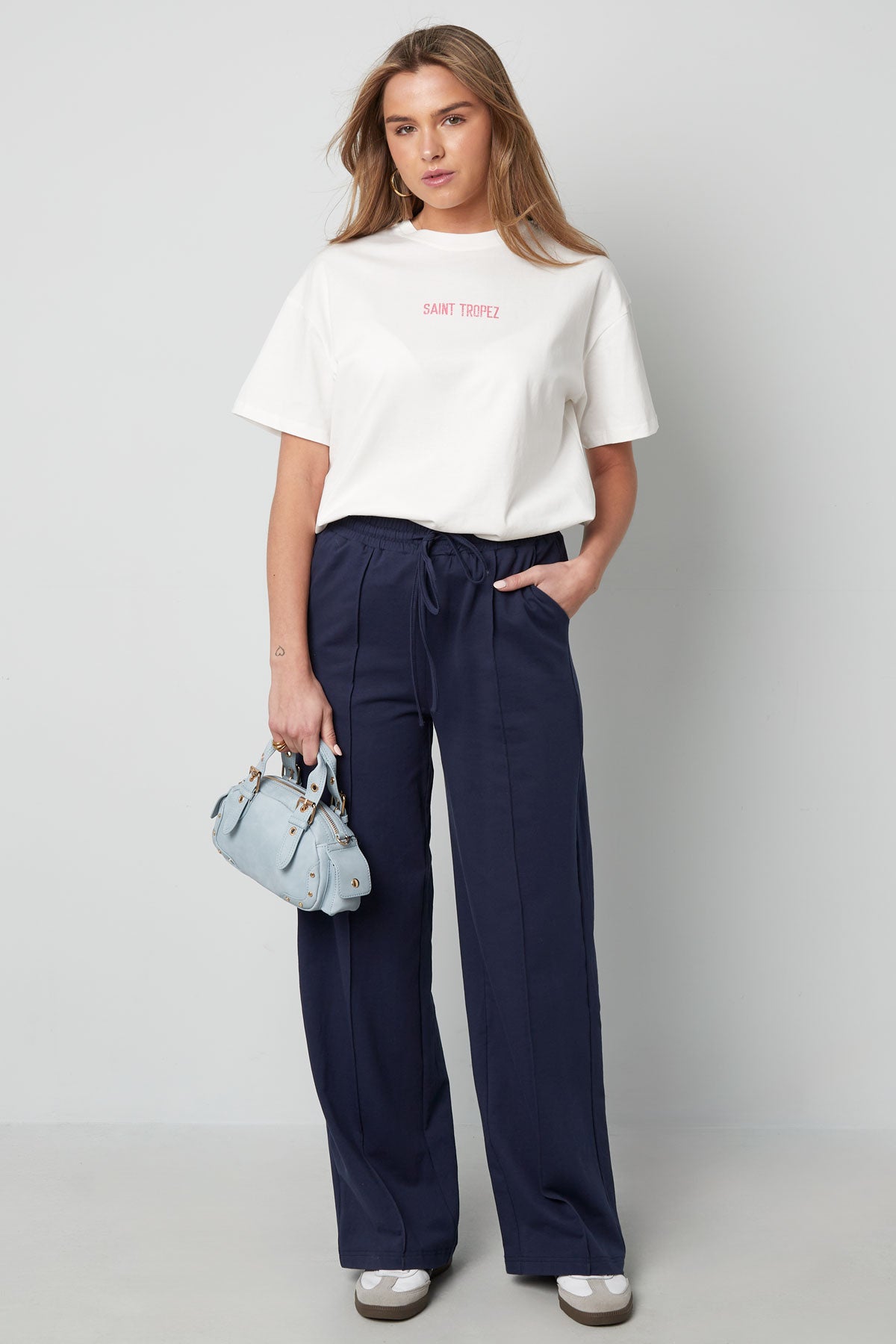 Pantalon large pour femme avec cordon de serrage à la taille – photo 4