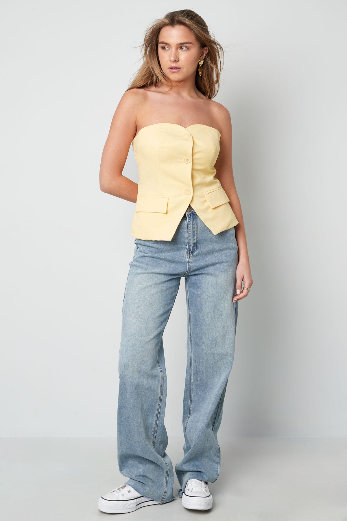 Top sans manches pour femme avec boutonnage et coupe structurée – photo 4