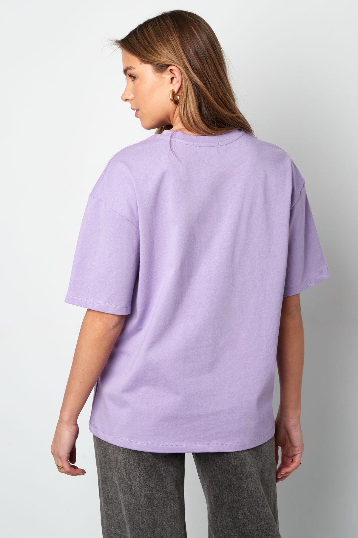 Women's T-shirt with butterfly print and oversized fit – image 4