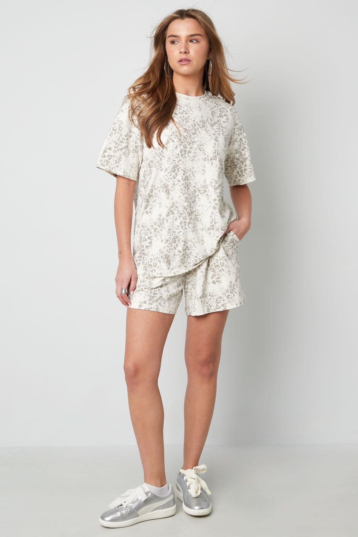 T-shirt pour femme à imprimé léopard et coupe oversize – photo 5