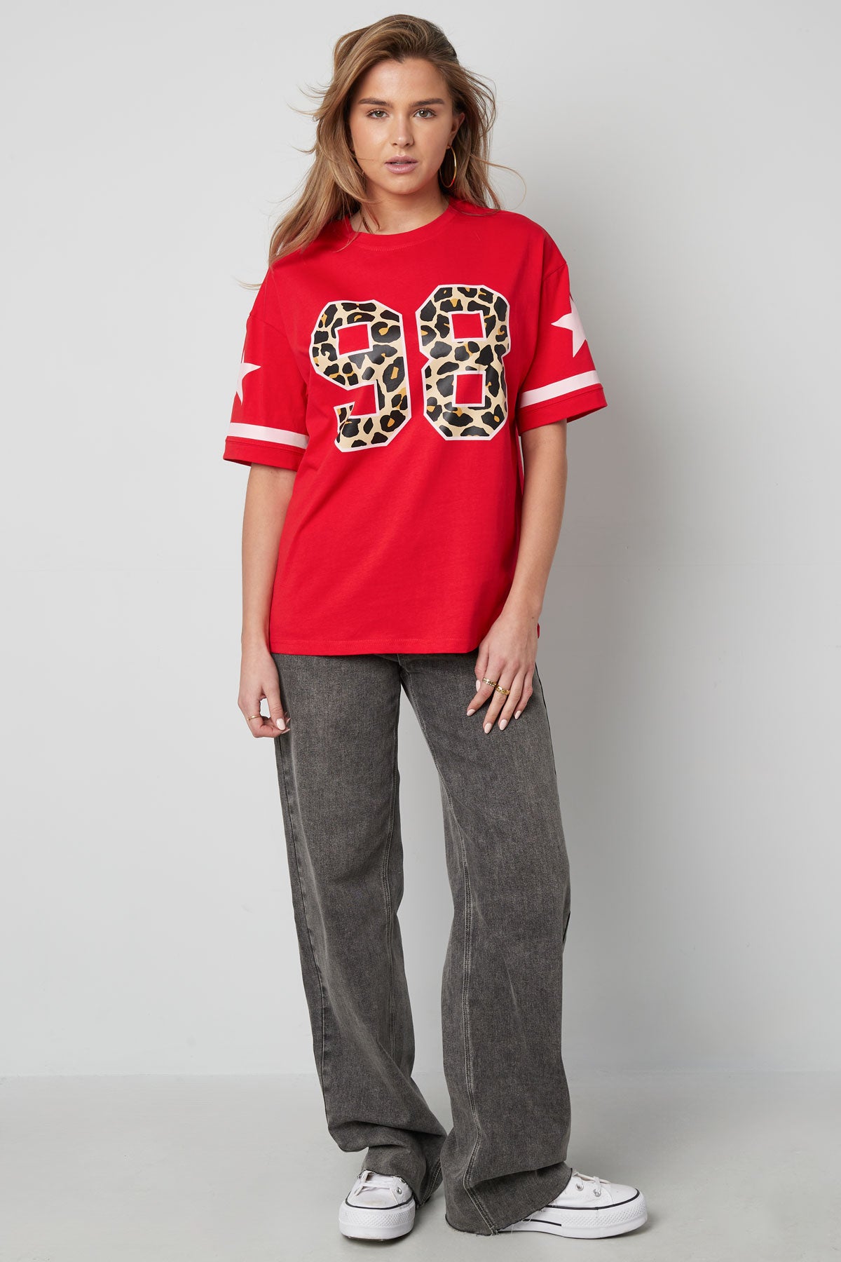 T-shirt léopard oversize pour femme – photo 4