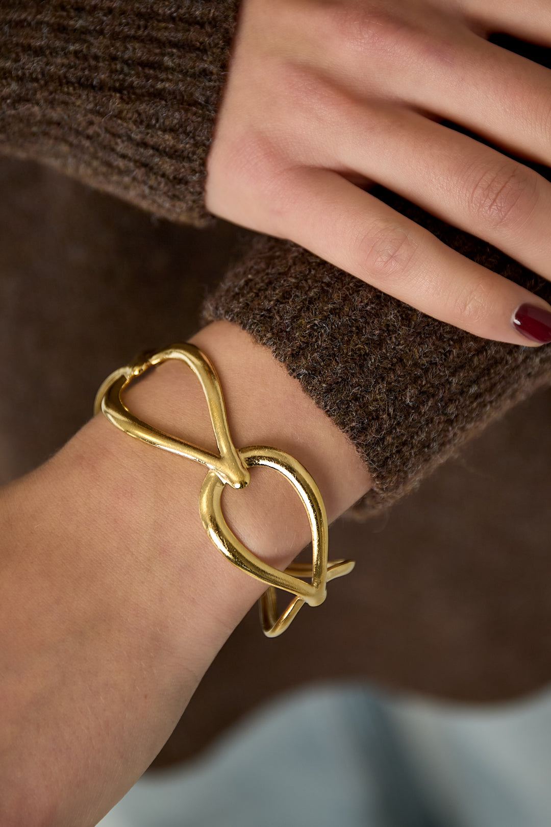Bangle met open druppels