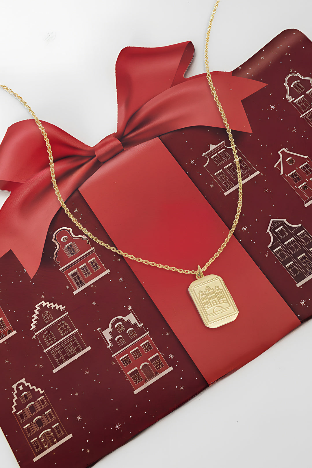 Ketting Amsterdamse grachtenpand