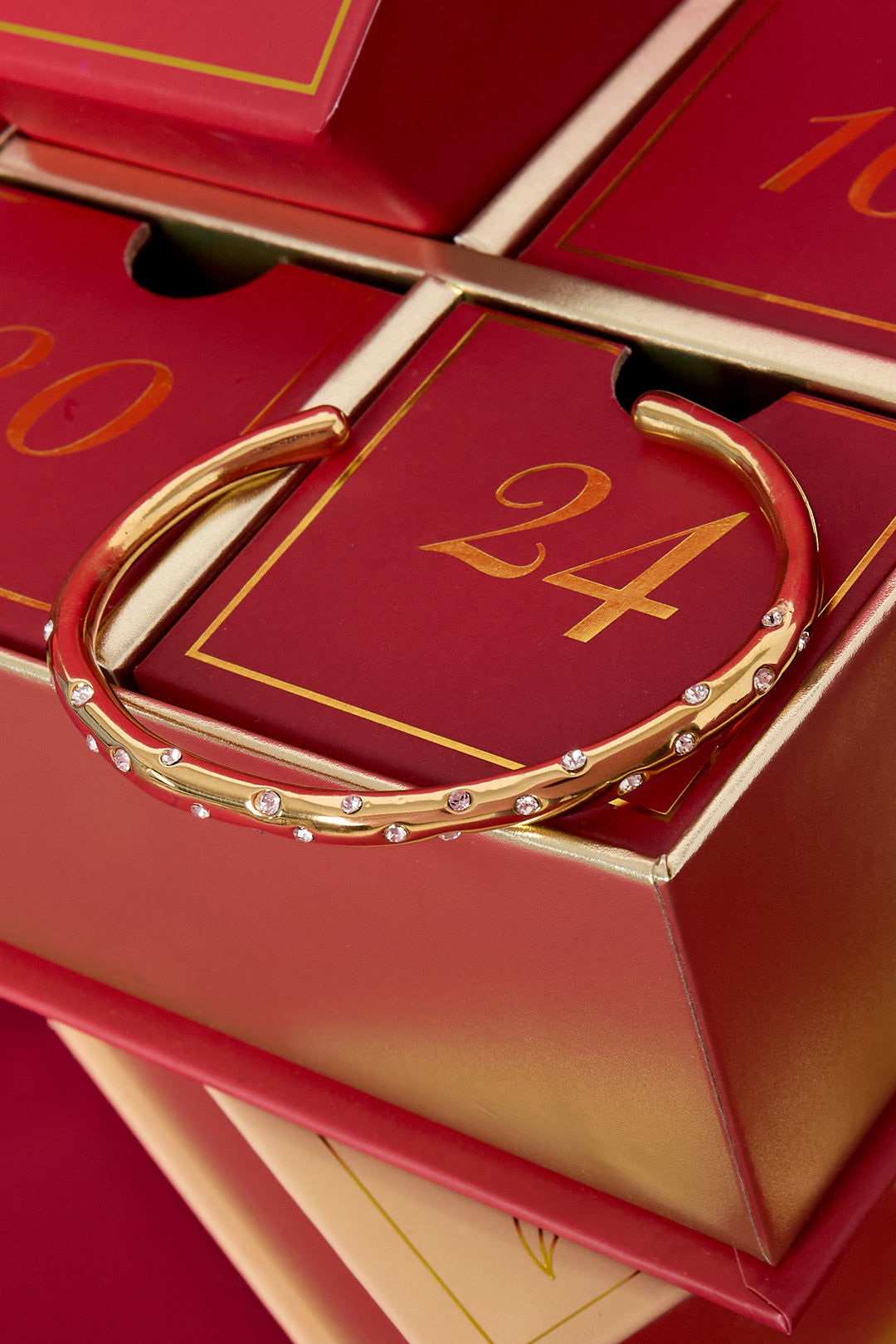 Women's Stainless Steel Cuff Bracelet with Organic Shape - Gold-tone – image 2
