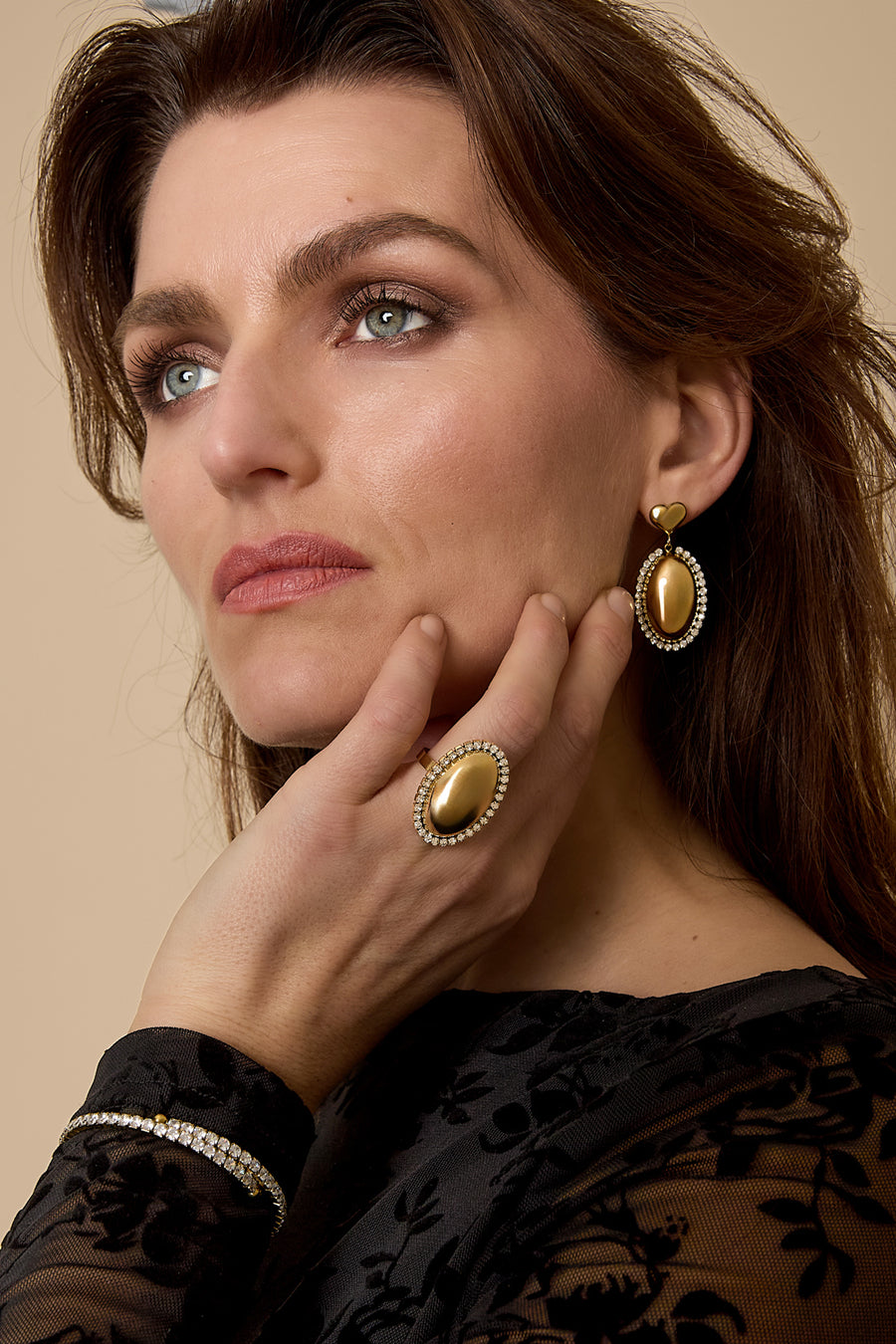 Boucles d'oreilles pendantes en acier inoxydable en forme de cœur dorées pour femmes