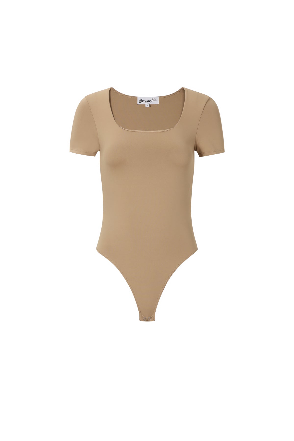 Body correcteur femme au look minimaliste