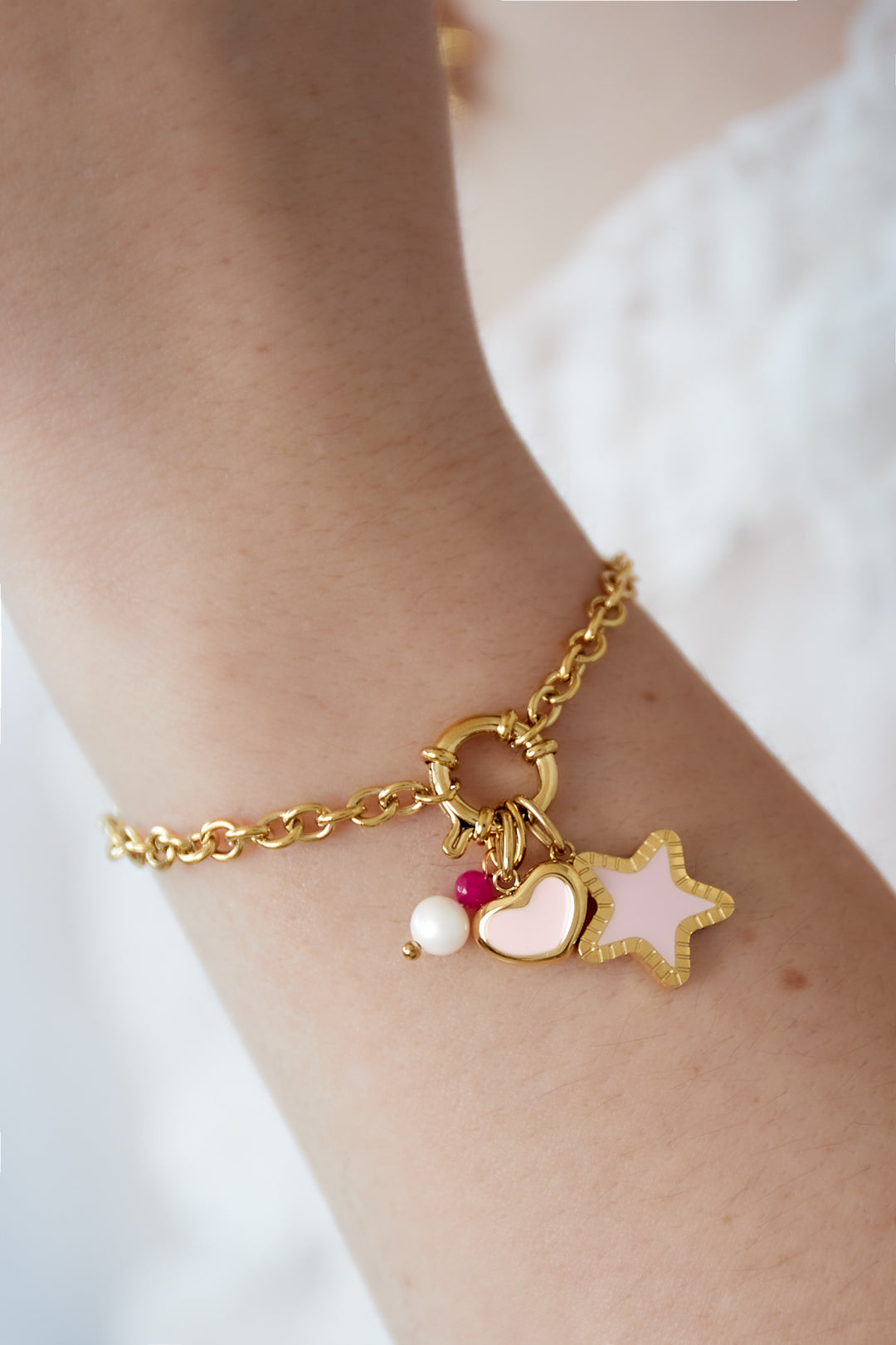 Women's charm bracelet in stainless steel, imitation pearl, star motif enamel, and heart shape – image 2