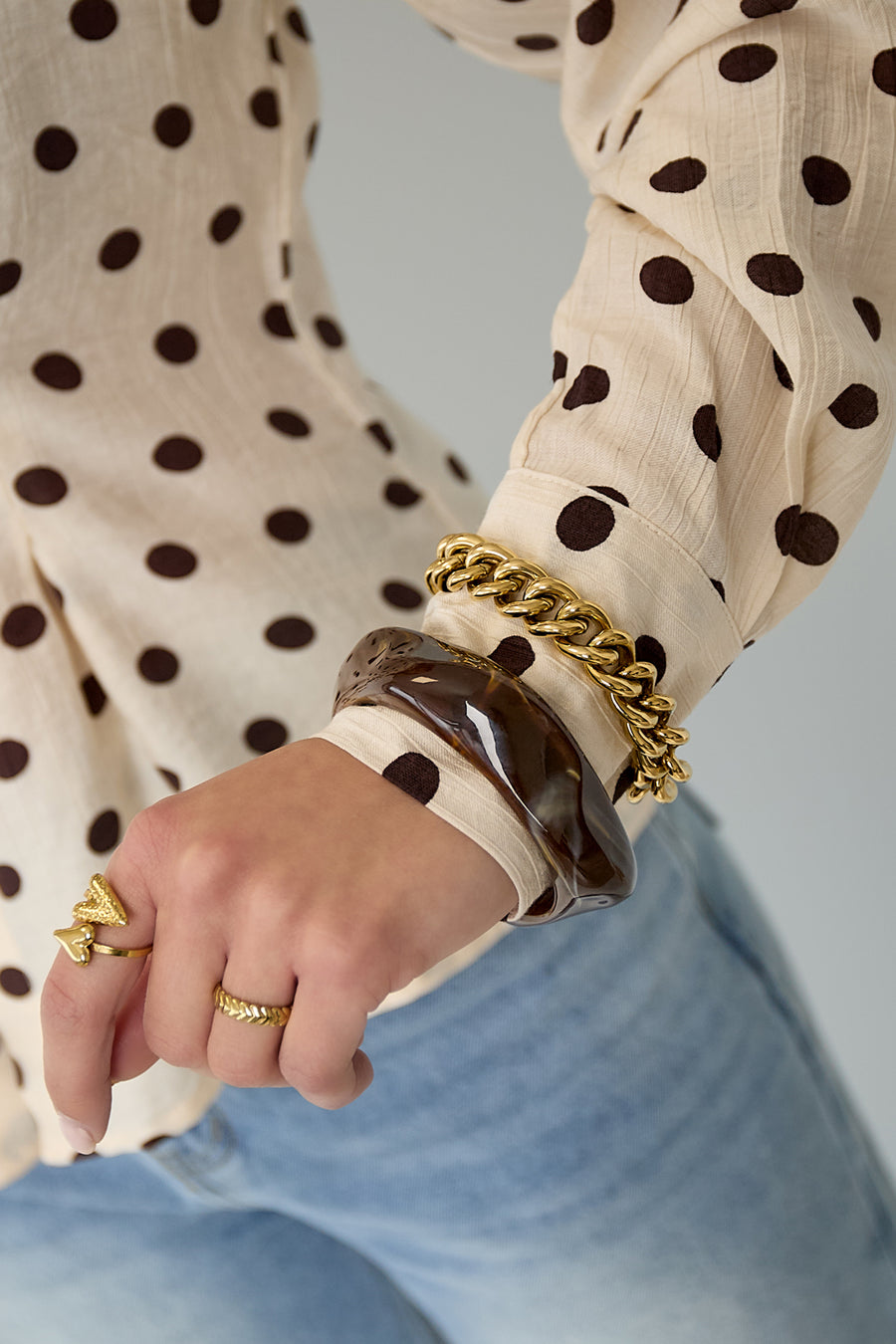 Bracelet à maillons pour femmes en acier inoxydable avec détail maillons – couleur or