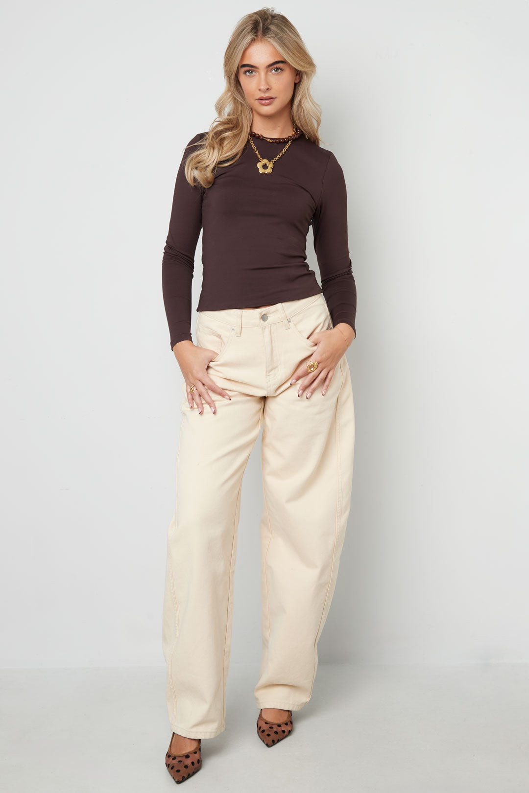 Dames basic top met lange mouwen in vijf kleuren – productfoto 10