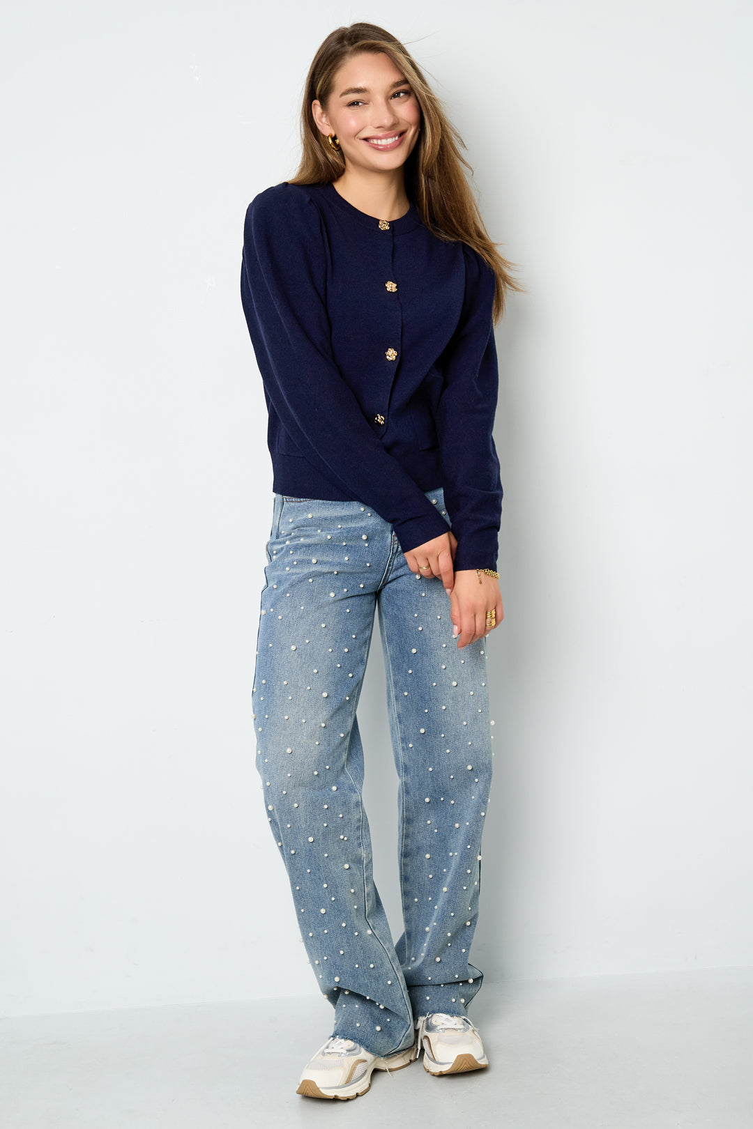 Women's knitted cardigan with a casual look – image 6