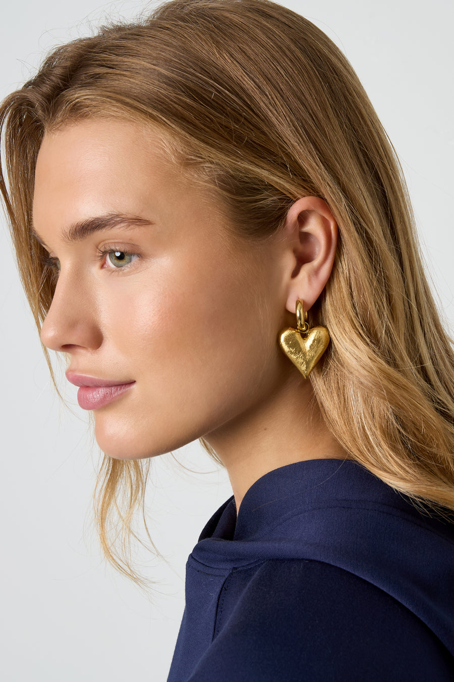 Boucles d'oreilles pendantes en acier inoxydable 304 avec cœur pour femmes – Doré