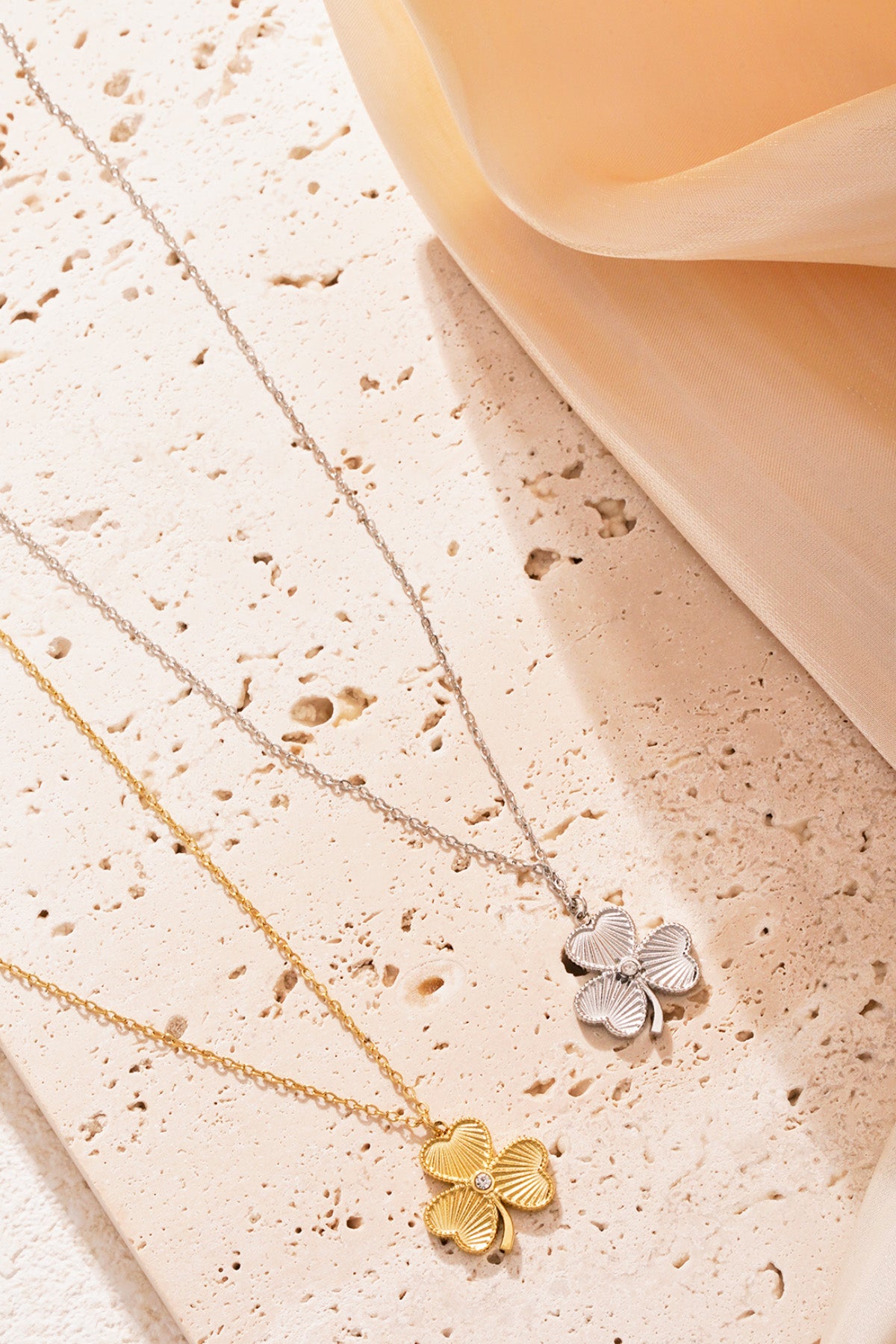 Women's Stainless Steel Clover Pendant Necklace - Gold-Coloured – image 4