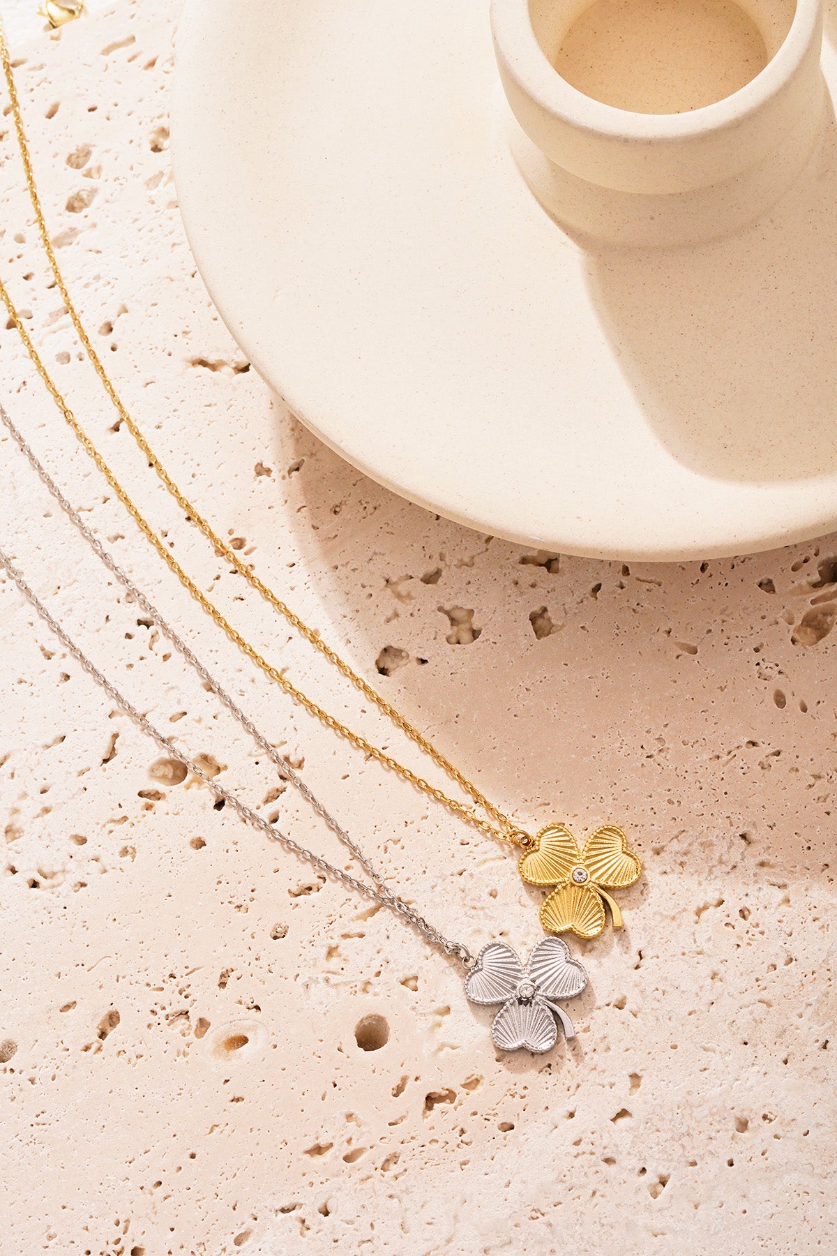 Women's Stainless Steel Clover Pendant Necklace - Gold-Coloured – image 3