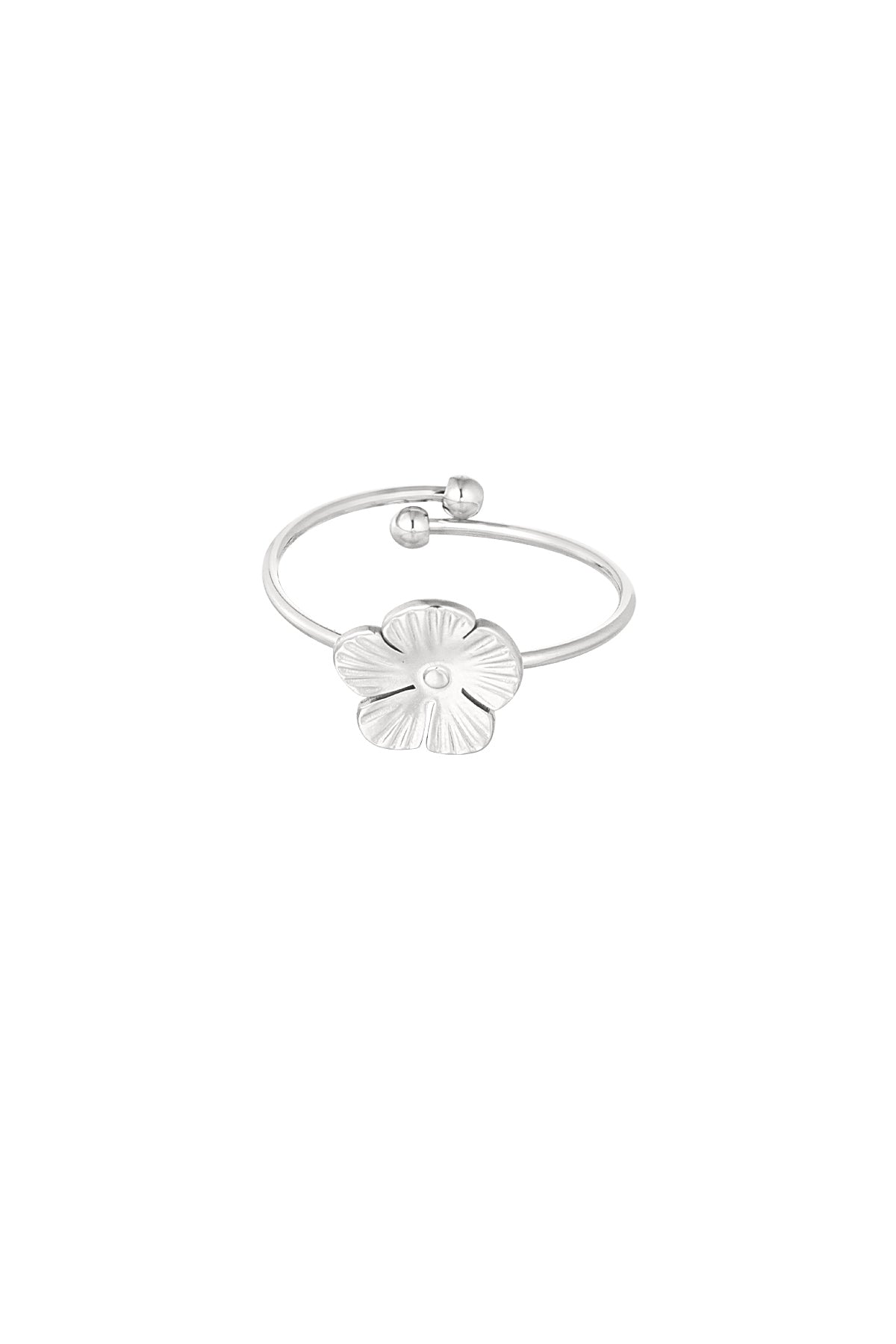 ring met schattige bloem