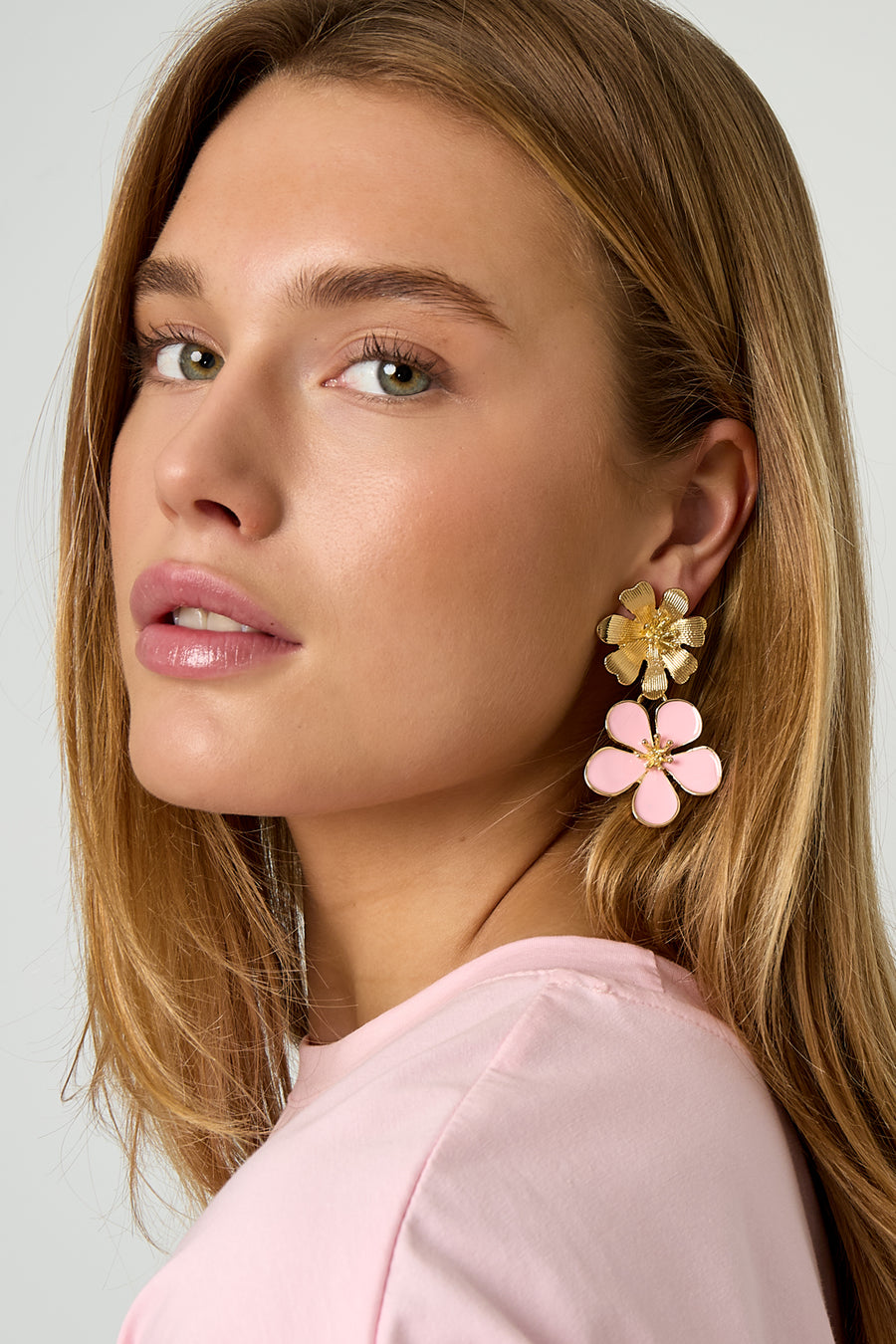 Boucles d'oreilles pendantes en alliage de métal avec motif floral pour femme – plusieurs couleurs