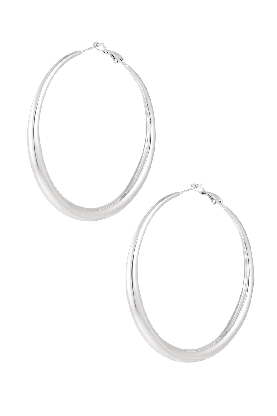 basic oorbellen met uiteenloping