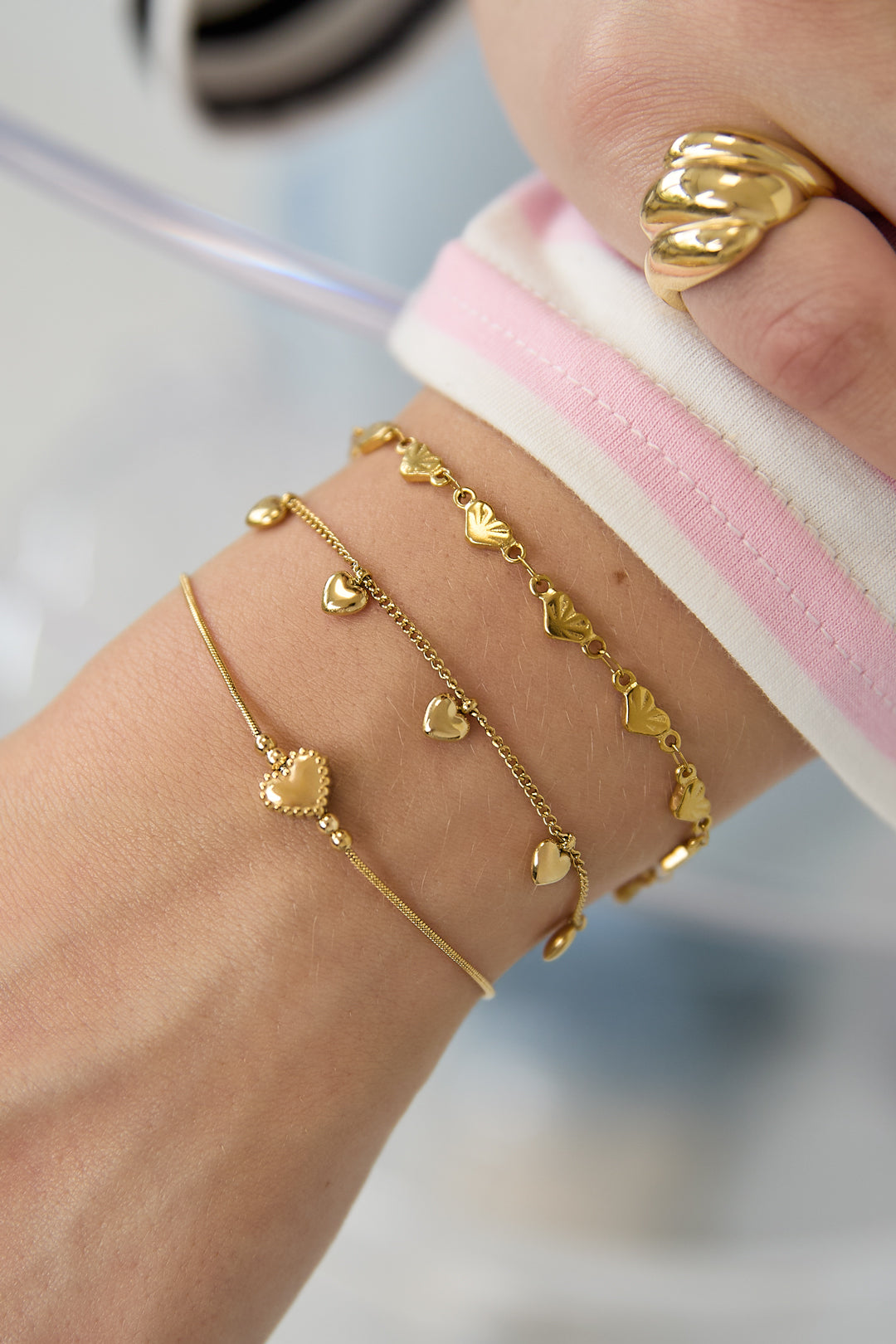 Bracelet à breloques pour femme en acier inoxydable avec cœur – ton or et ton argent – photo 3