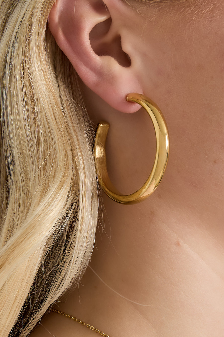 Boucles d'oreilles pendantes en acier inoxydable de forme organique – couleur or