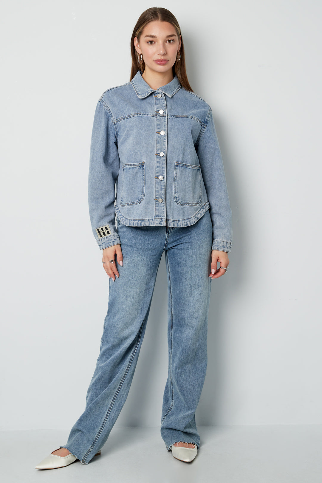 Veste en jean pour femmes avec détails appliqués – photo 3