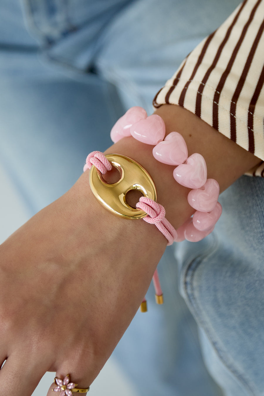 Bracelet de perles pour femmes en acrylique en forme de cœur – plusieurs couleurs