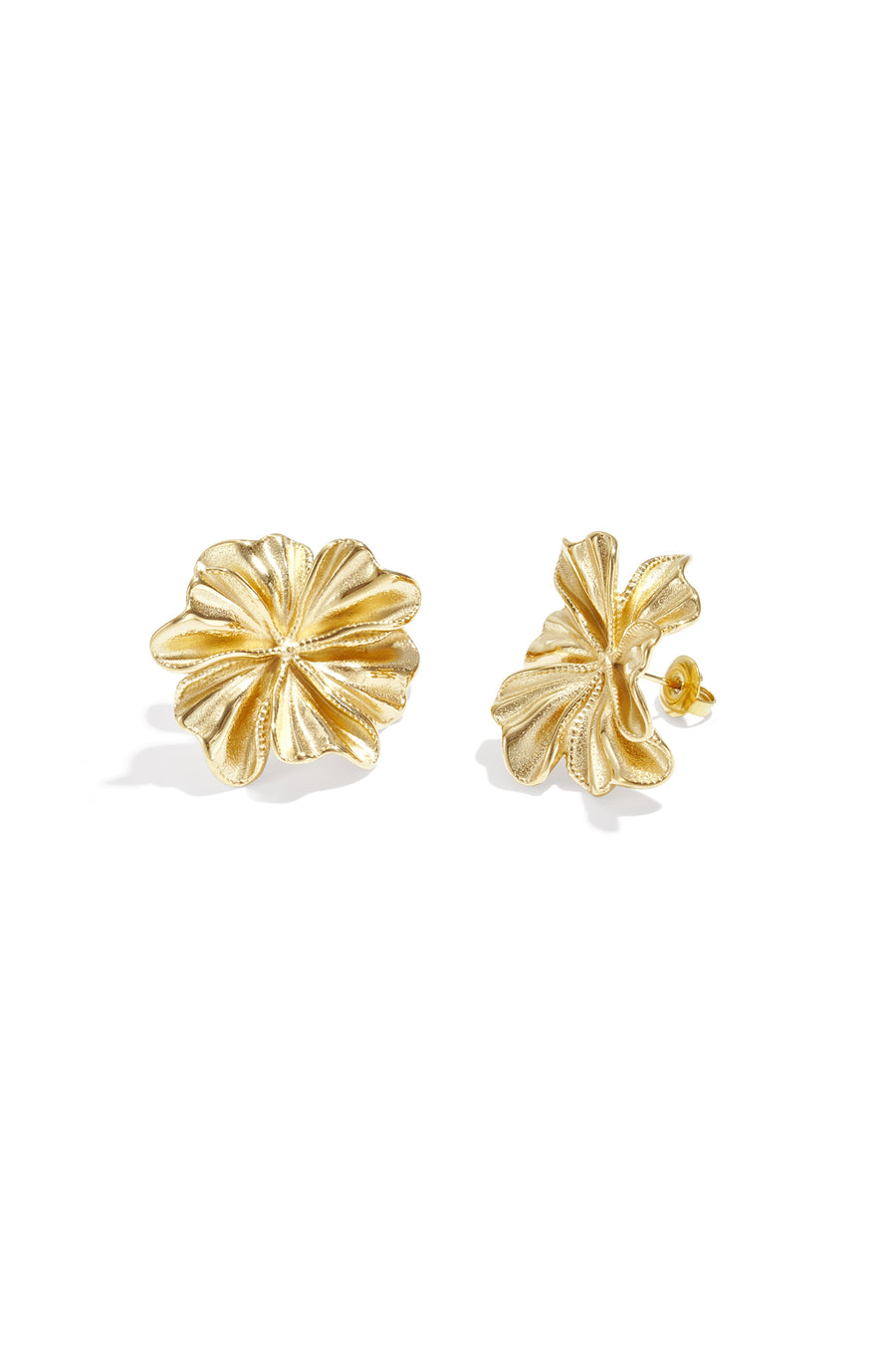 Clous d'oreilles pour femmes en acier inoxydable 304 avec motif floral – couleur or et couleur argent