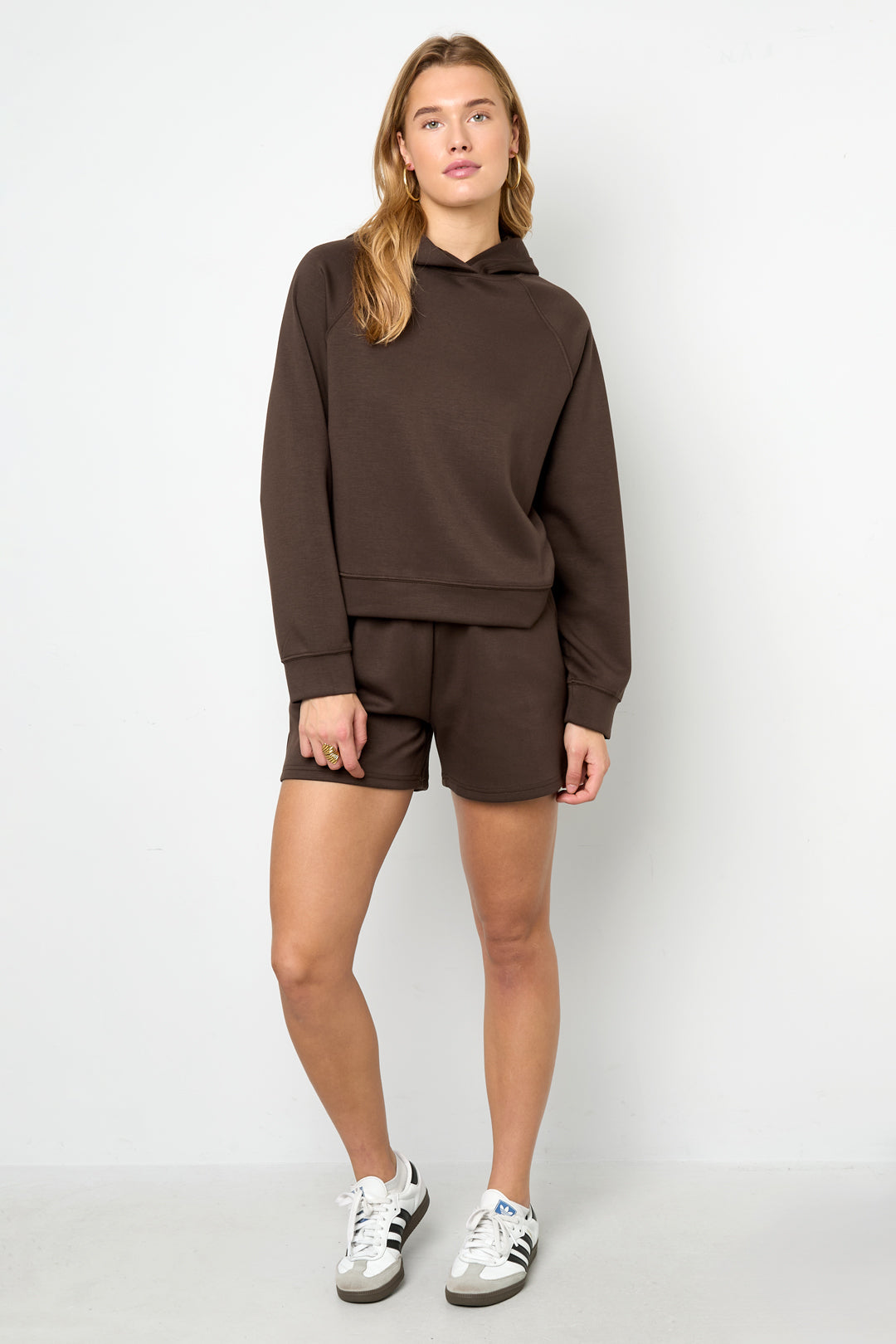 Dames sportieve hoodie van gebreid polyester – productfoto 3