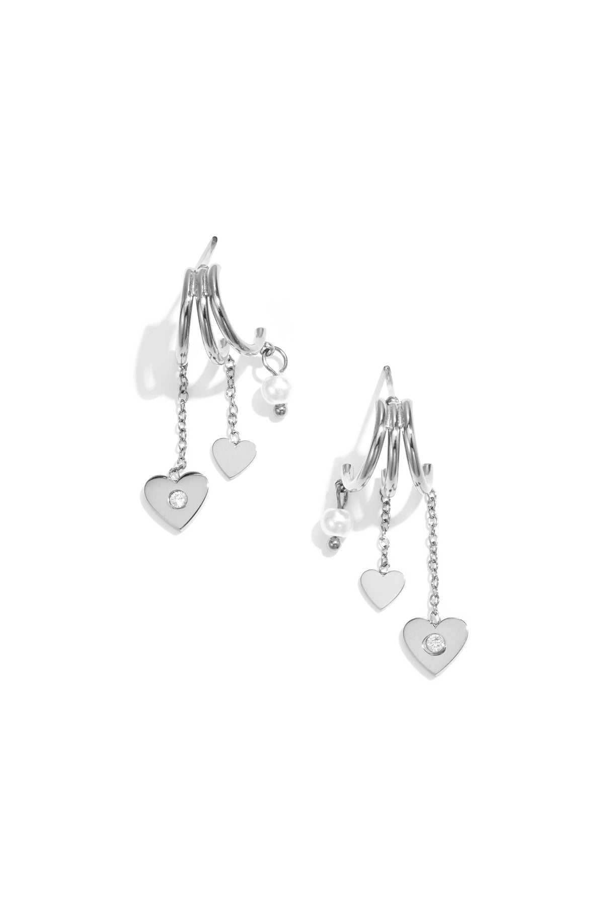 Drievoudige oorbellen met hart hangers en parel