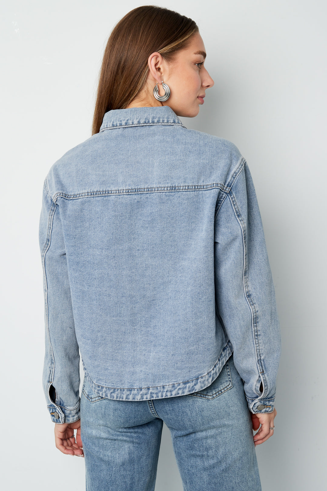 Veste en jean pour femmes avec détails appliqués – photo 5