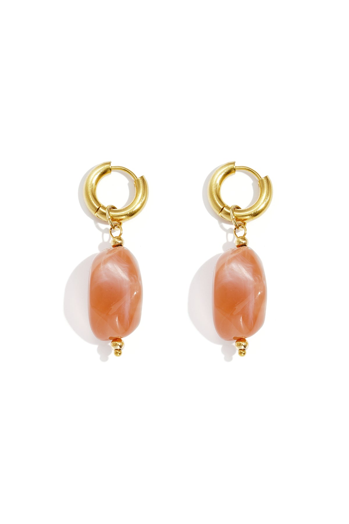 Boucles d'oreilles pendantes en résine pour femme avec forme organique – plusieurs coloris – photo 12