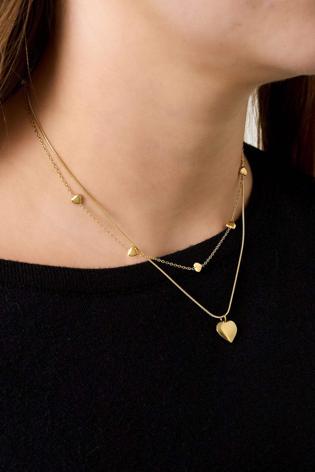 Layered women's necklace made of 304 stainless steel with heart shape – gold and silver coloured – image 2