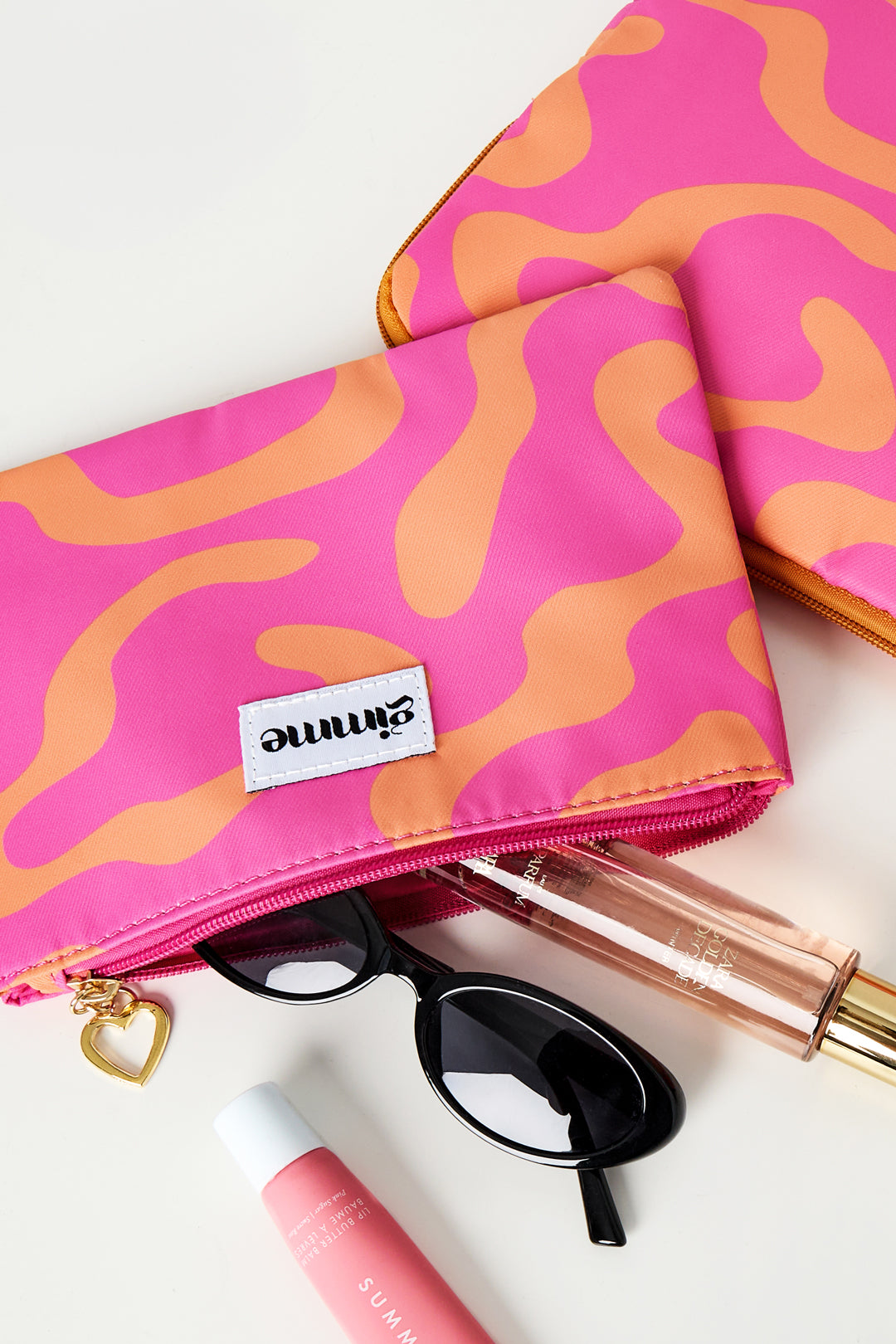 Compact make-uptasje van polyester in drie kleuren – productfoto 2