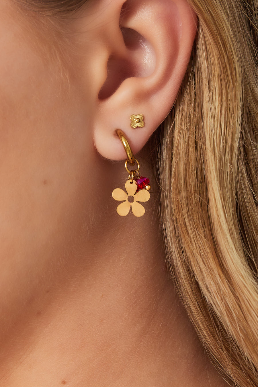 Boucles d'oreilles pendantes en acier inoxydable pour femmes avec motif floral – rose et rose vif
