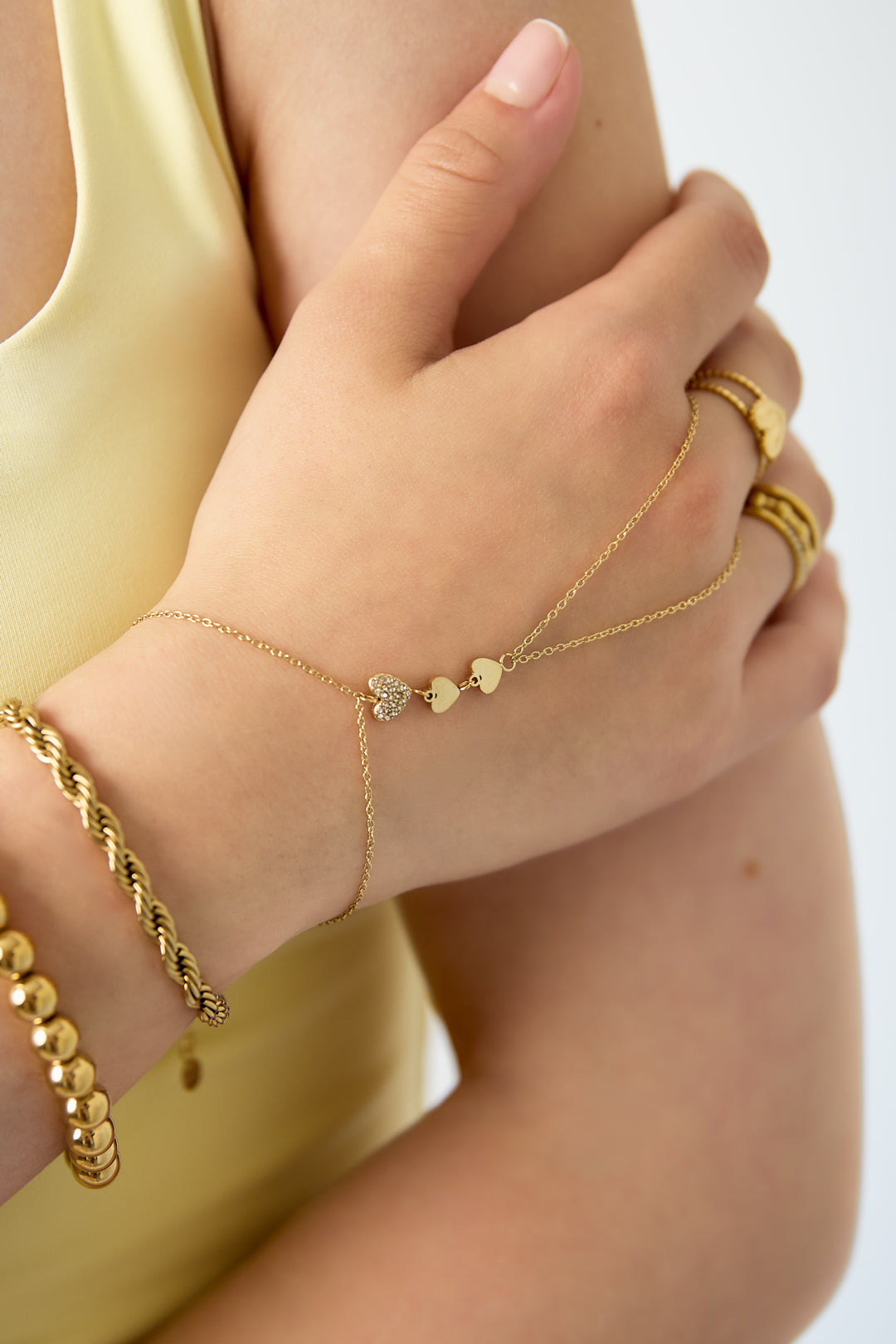 Bracelet de main pour femme en acier inoxydable en forme de cœur – doré et argenté – photo 2