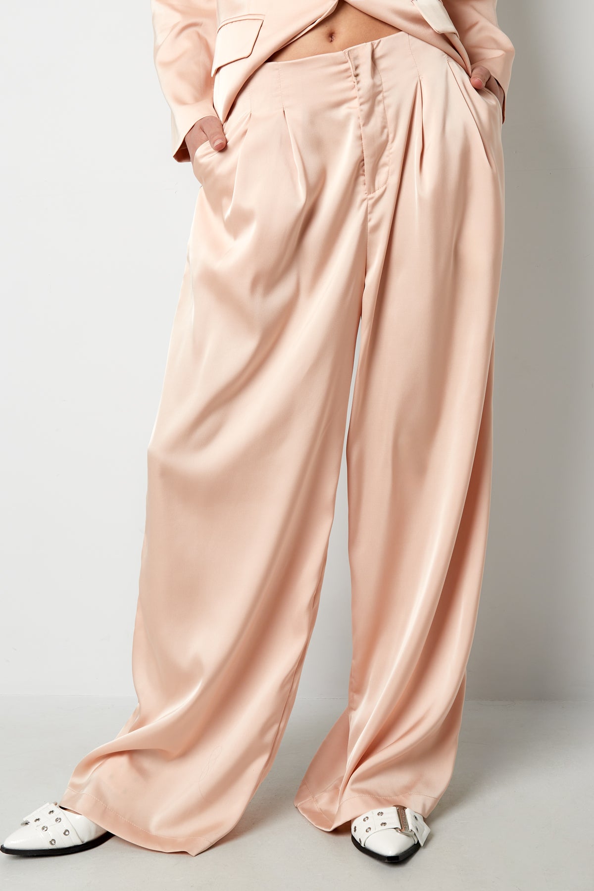 Pantalon droit pour femmes – photo 5