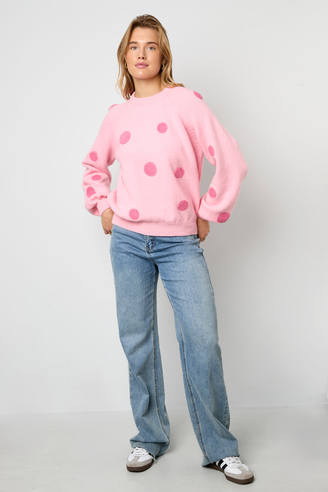 Dames gebreide trui van polyester met stippen – productfoto 3