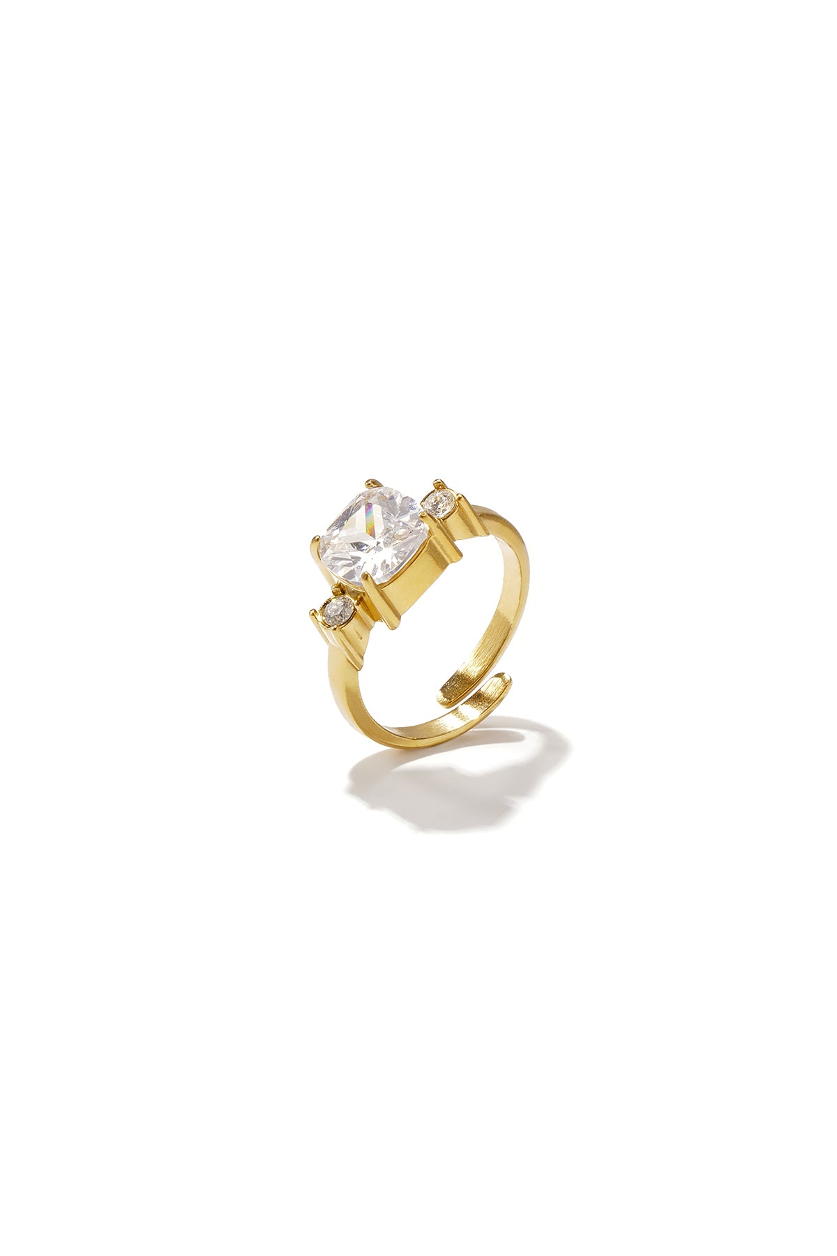 Bague minimaliste pour femme en acier inoxydable de forme ronde – couleur or