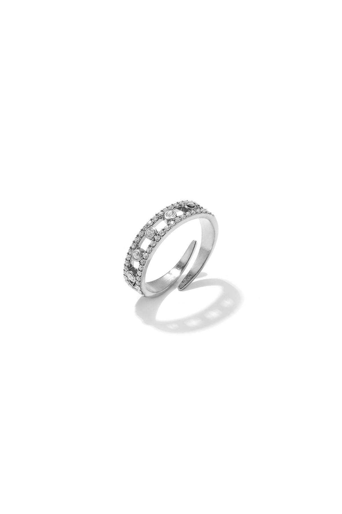 Bague minimaliste pour femme en acier inoxydable de forme ronde – couleur or